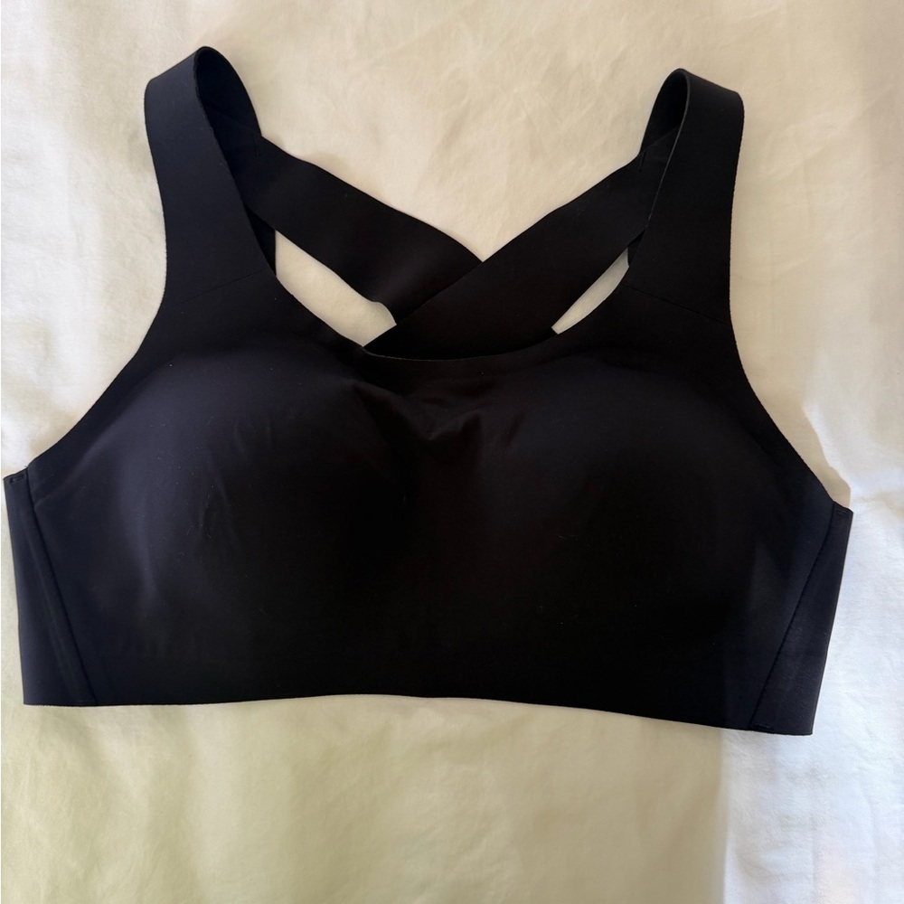 Lululemon Athletica Black Cross-Back Sports Bra - Picture 6 of 7